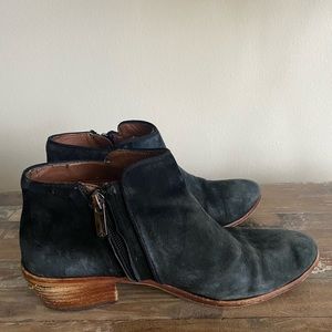 Sam Edelman Black Suede Booties / Women’s 7.5